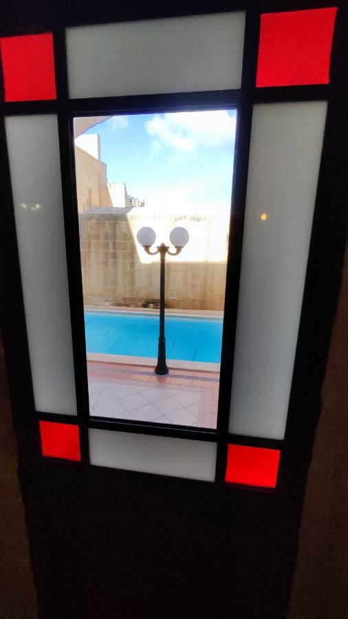 Qala Bed&Breakfast With Swimming Pool - Il-Wenniessa Bagian luar foto