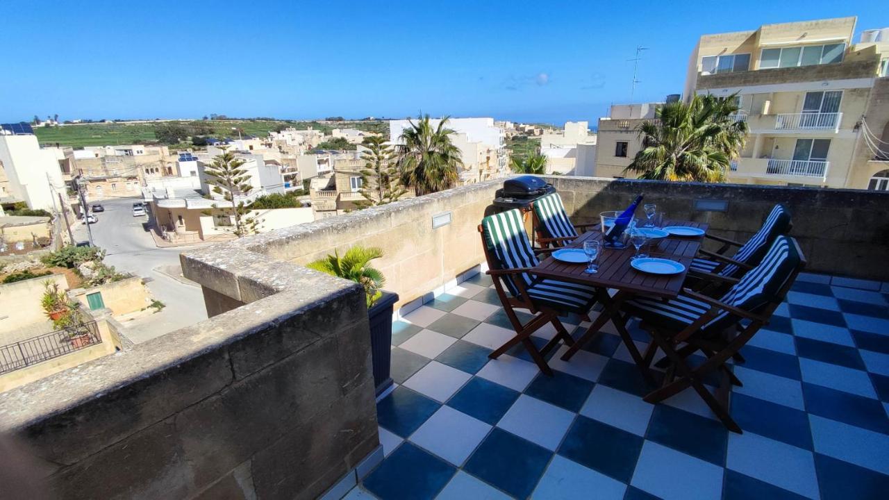 Qala Bed&Breakfast With Swimming Pool - Il-Wenniessa Bagian luar foto