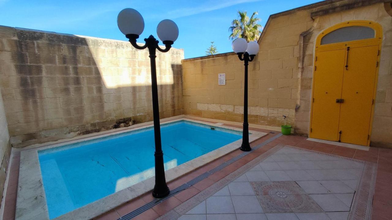 Qala Bed&Breakfast With Swimming Pool - Il-Wenniessa Bagian luar foto
